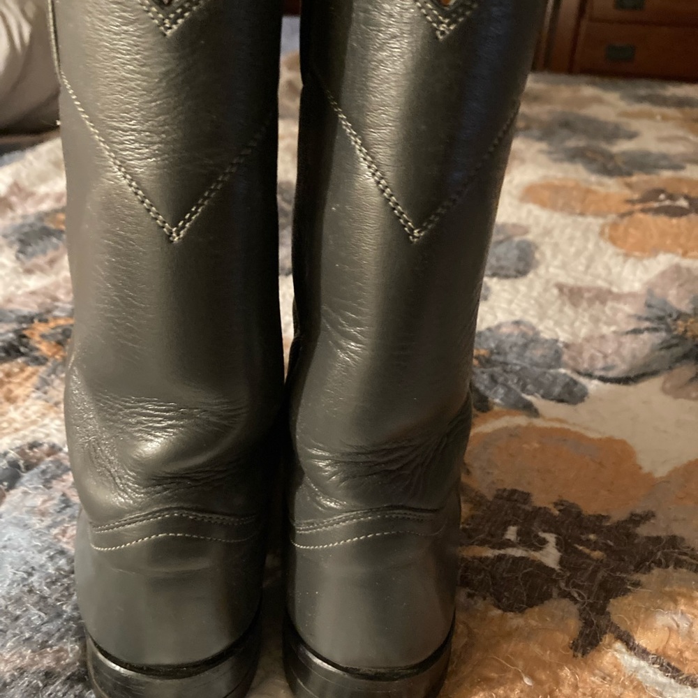Justin Gray Ropers Size 6 1/2 B Mens Size but for Women